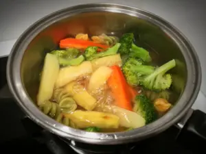 daftar 7 sayuran tinggi serat yang bikin kenyang lebih lama dan ampuh melancarkan pencernaan